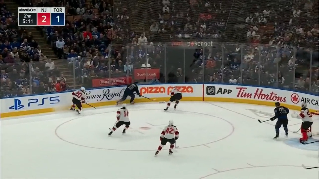 Maple Leafs with Rim Releases to Evade Pressure